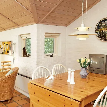 Five-bedroom Holiday In 1 Dom wakacyjny Nordenbro Vesteregn