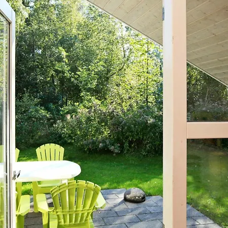 Dom wakacyjny Five-bedroom Holiday In 1 Nordenbro Vesteregn