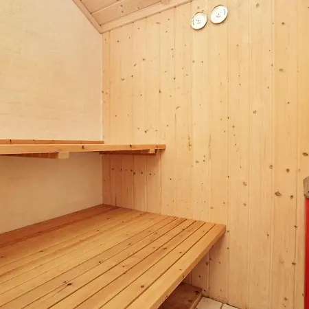 Five-bedroom Holiday In 1 Dom wakacyjny *